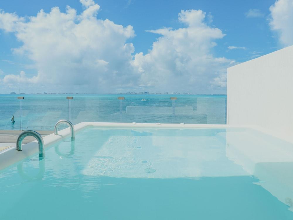 Hotel Izla Front Isla Mujeres